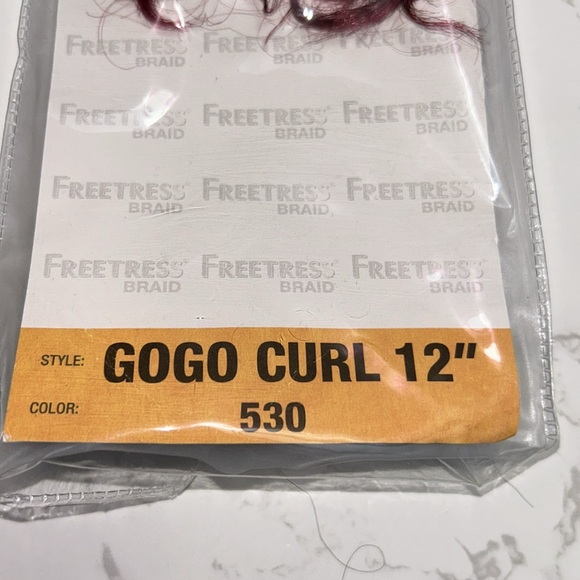 Freetress Braid Gogo Curl 12” - Picture 4 of 5